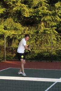 Mẹo chơi pickleball – tư thế chuẩn của người chơi